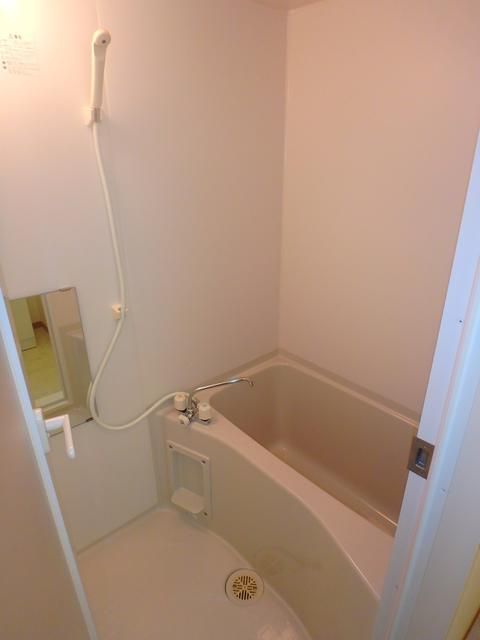 カテドラル 風呂画像