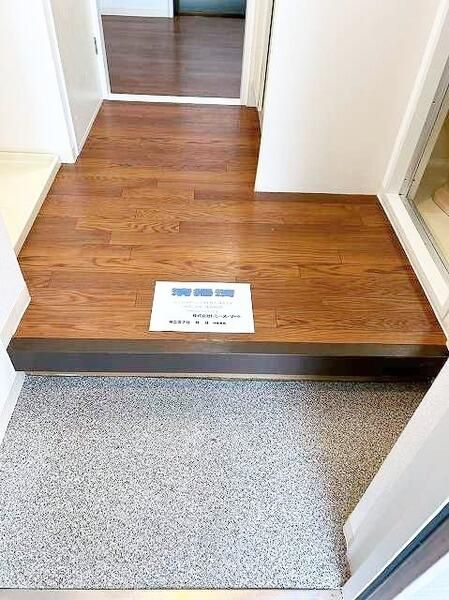 南橋本レジデンス 玄関