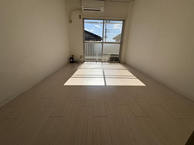 アーシャン ベッドルーム