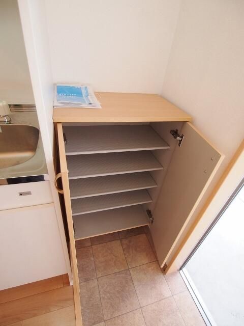 Ｈ・Ｍアパートメント 玄関