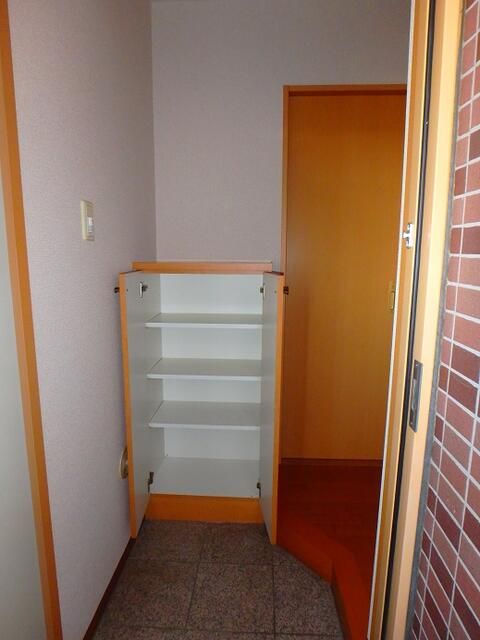 サンフィールⅧ 玄関