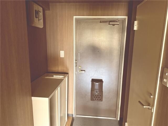 相生パレス 玄関