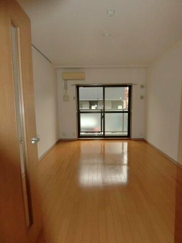 ドエル・ミョウセイ その他1