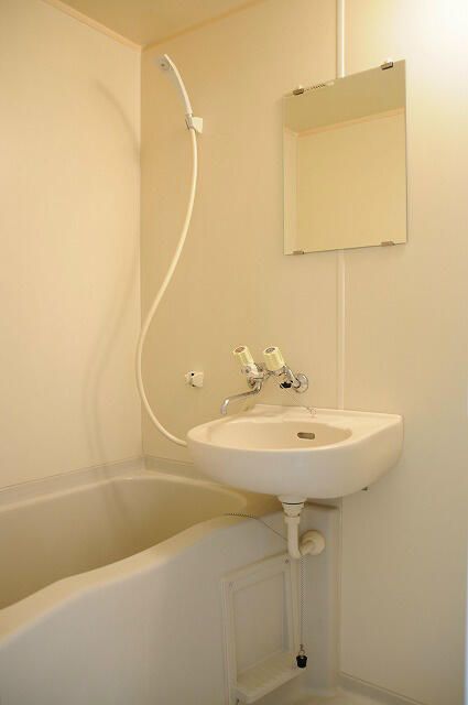 レーヴ・ティー 風呂画像