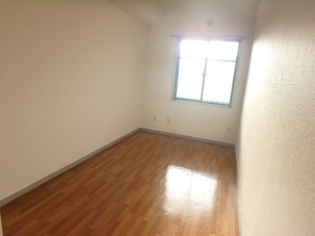 エルムコート ベッドルーム