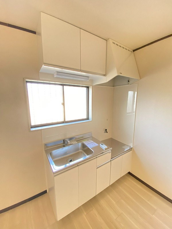 ガーデンハイツＨＡＲＡ キッチン