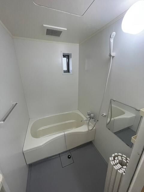 プロミネンス 風呂画像