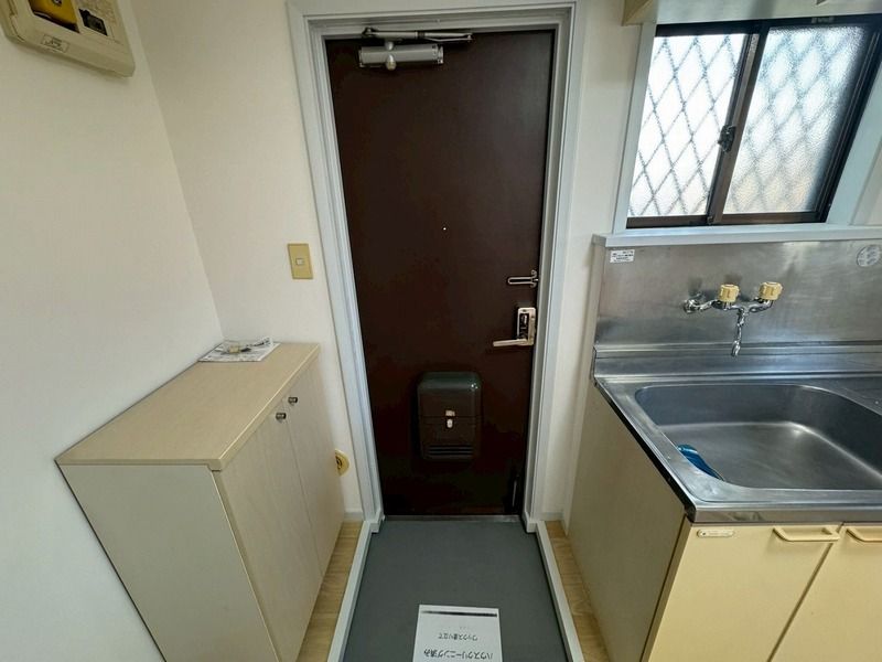 リシェス新戸 玄関