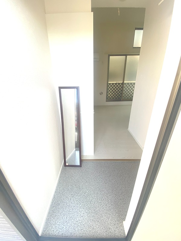 カーサジュノー 玄関