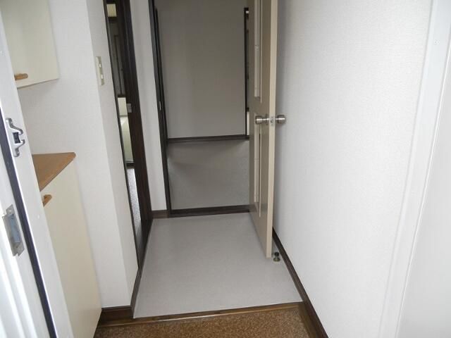 ＡＰＡ　ＫＩＴ　Ａ棟 玄関