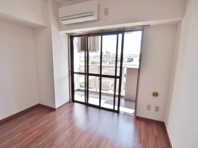 グランデール北野 ベッドルーム