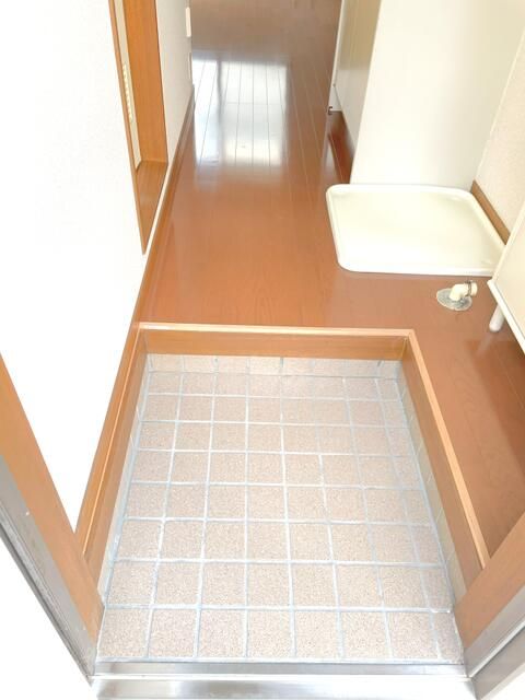 ドミール堀之内 玄関