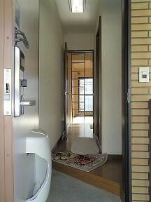 アイメゾン別所 玄関