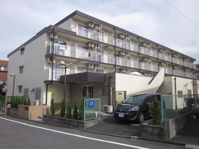 多摩学生マンション 312号室 外観