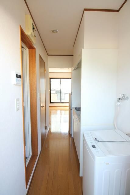 ニューパレス北里Ⅱ 玄関