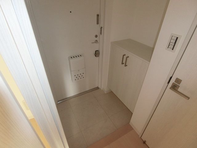 デイム橋本 玄関