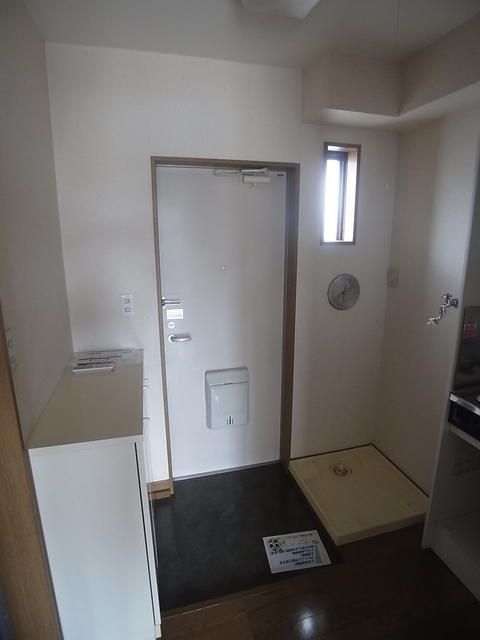 ハイムフォレスト 玄関