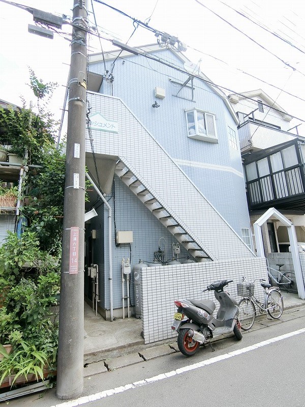 フレッシュメント  201号室 外観