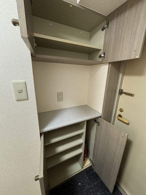 ライオンズプラザ淵野辺 玄関