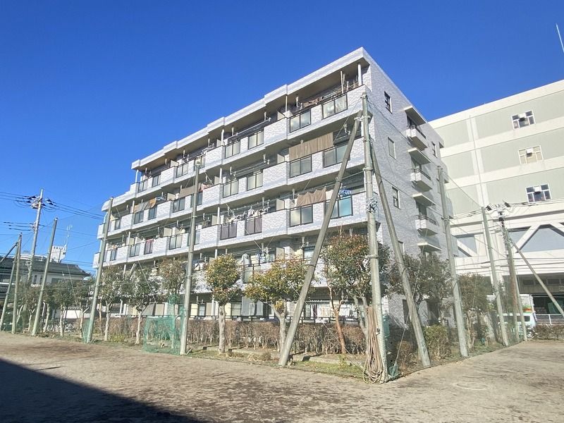 アイリスハイツ古淵 503号室 外観