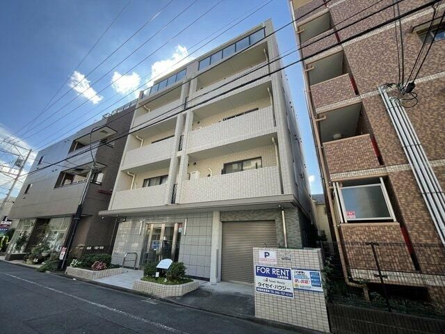 クレシェンド 201号室 外観