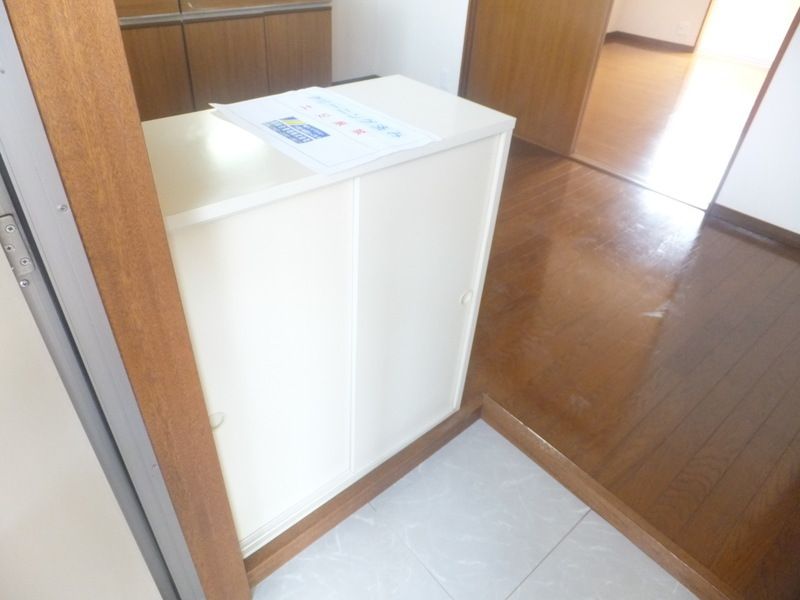 アルス 玄関