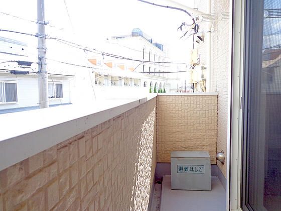 ロッシェル二番館 ベランダ