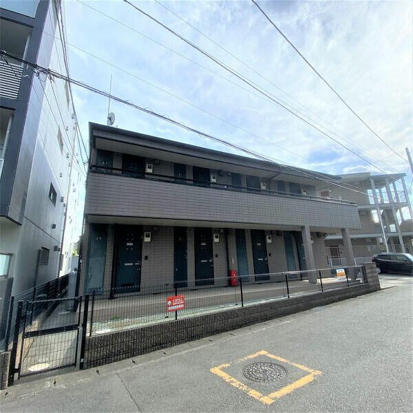 レヴァンテ 203号室 外観