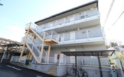 サクヤパレス唐木田 301号室 外観