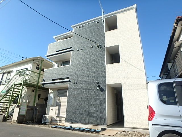クオリティア橋本  301号室 外観