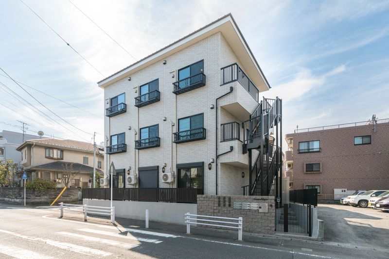 SiestaVilla橋本Verde 302号室 外観