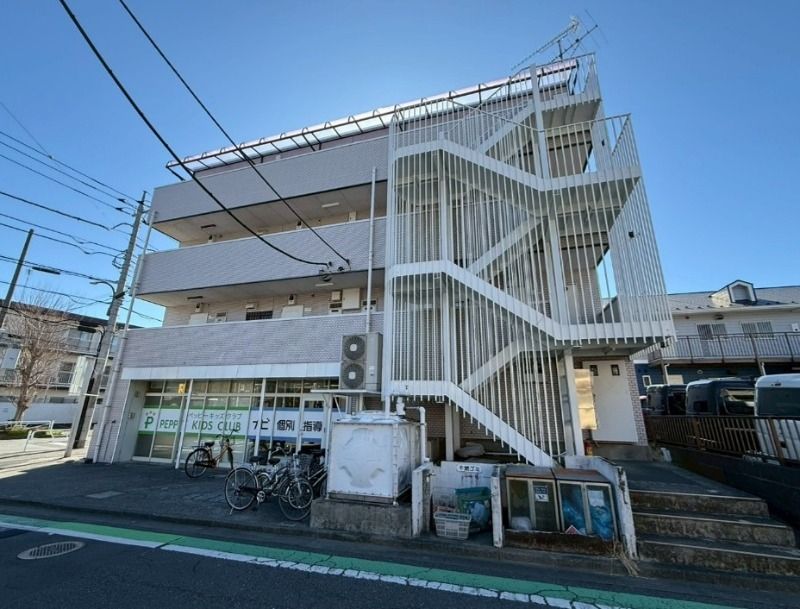 クロノス松木 302号室 外観