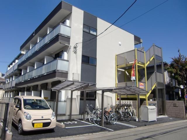 グレイスネスト 201号室 外観