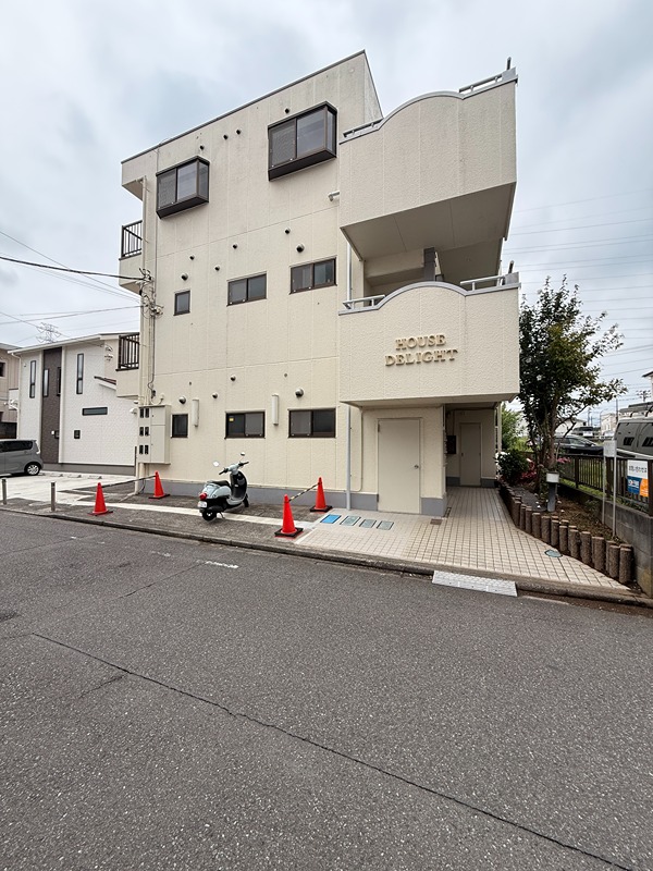 HOUSE　DELIGHT 301号室 外観