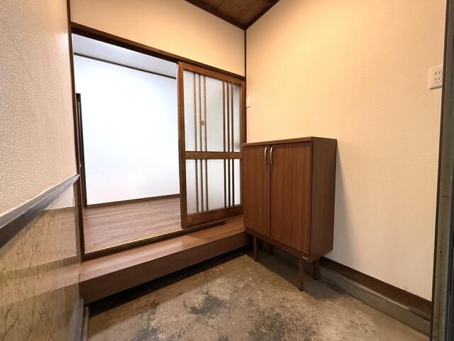 八王子市大船町　平家貸家 玄関
