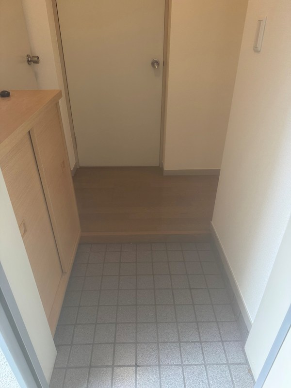 ワコー東寺尾マンション 玄関