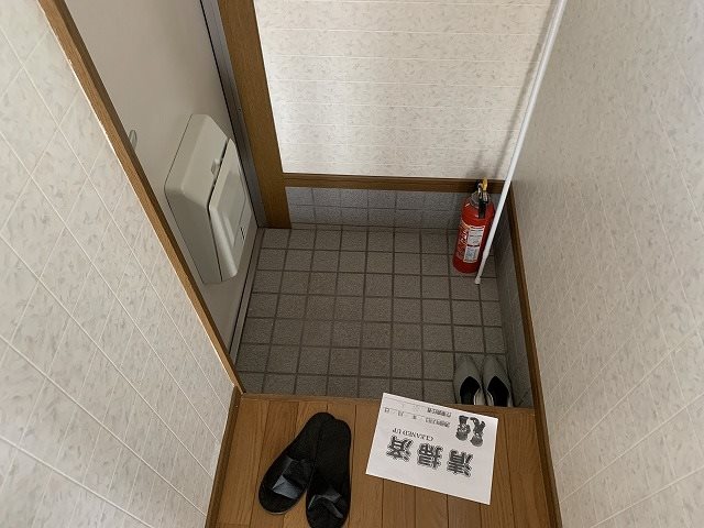 東京都新宿区西落合４丁目 玄関