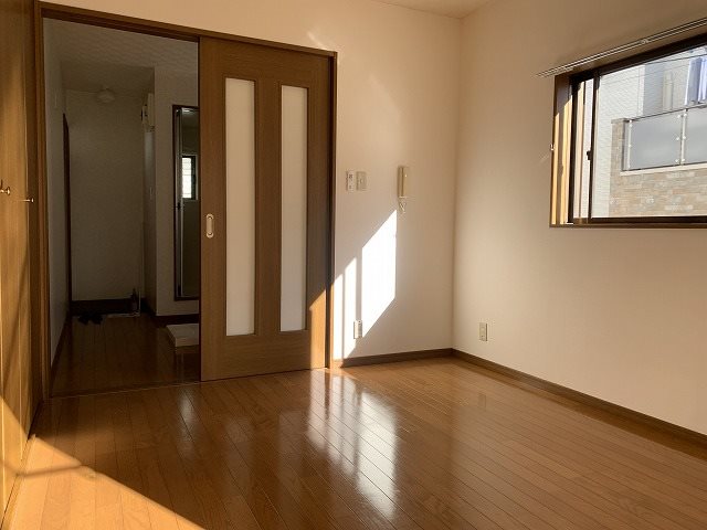 東京都新宿区西落合４丁目 リビング