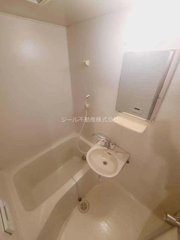 イデアーレ鶴川 風呂画像