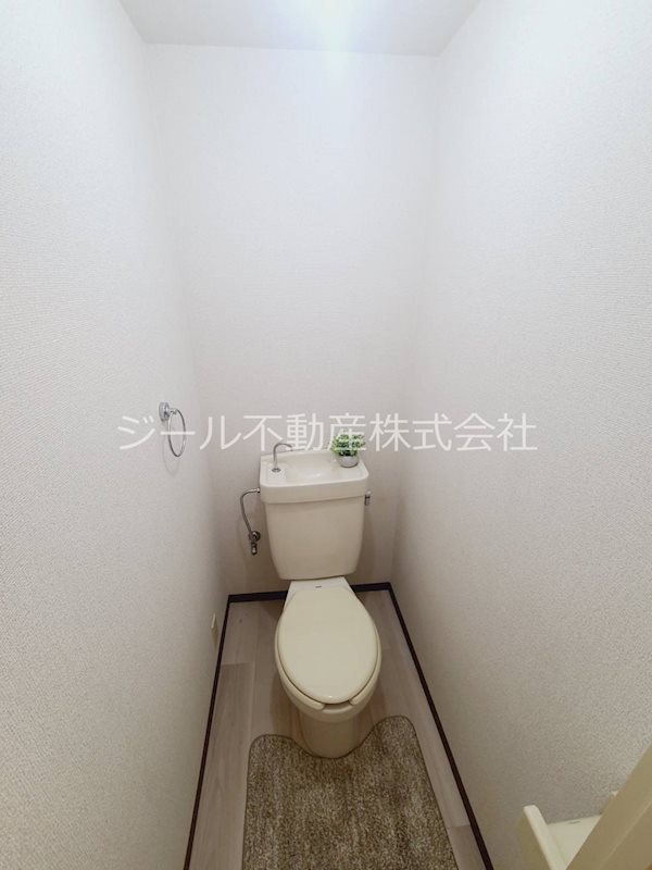 ロワール栗木台 トイレ