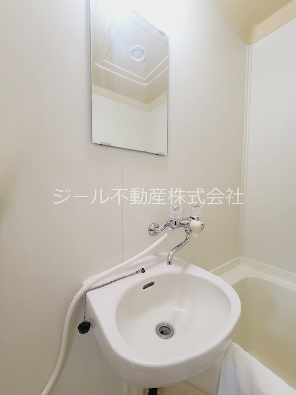ロワール栗木台 洗面所