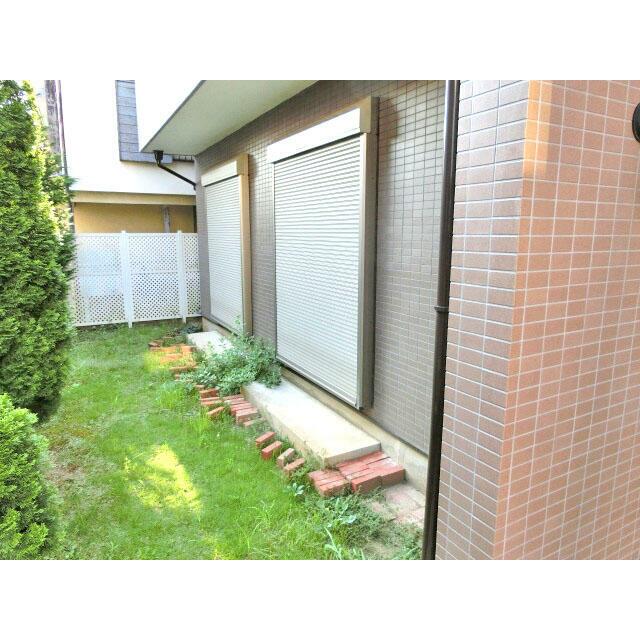 麻生区岡上１丁目貸戸建 庭