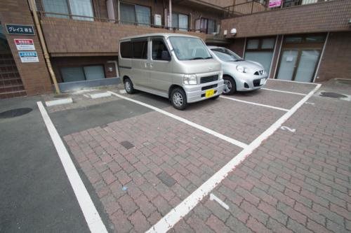 グレイス柿生  駐車場