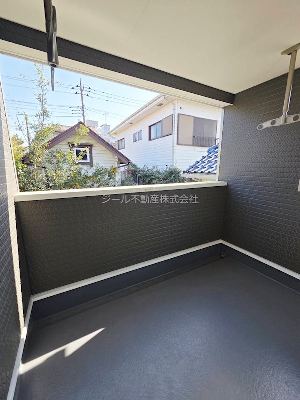 鶴川４丁目戸建て ベランダ