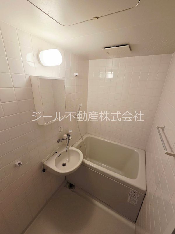 ZEALESTⅢ 風呂画像
