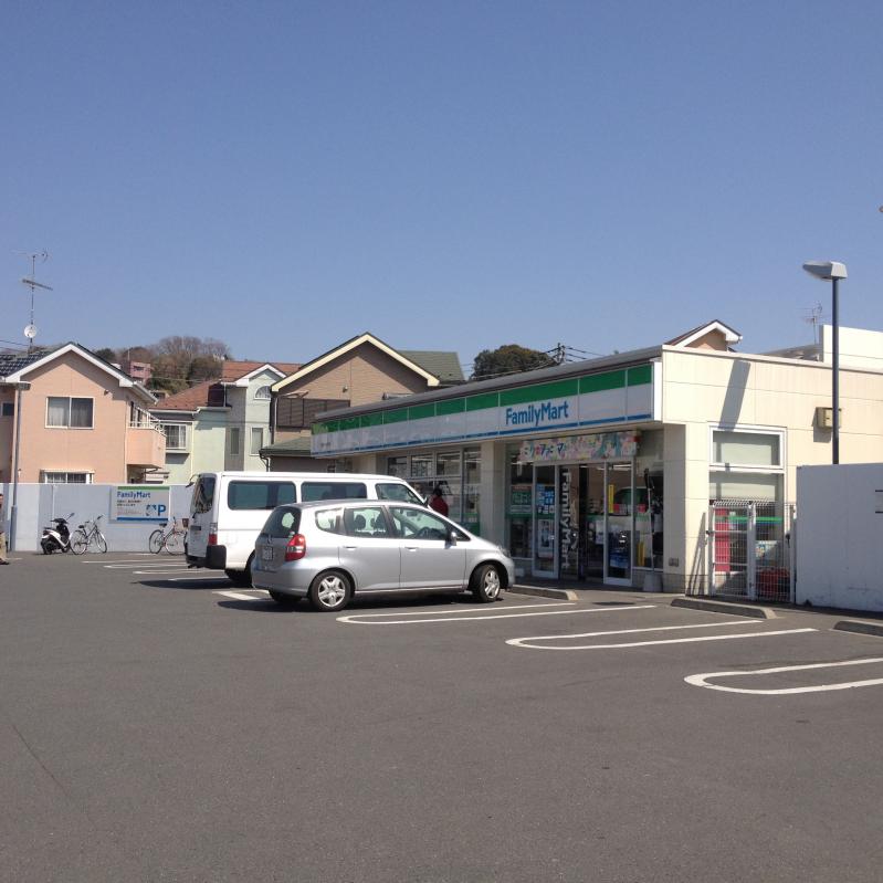 ジャスティス コンビニ