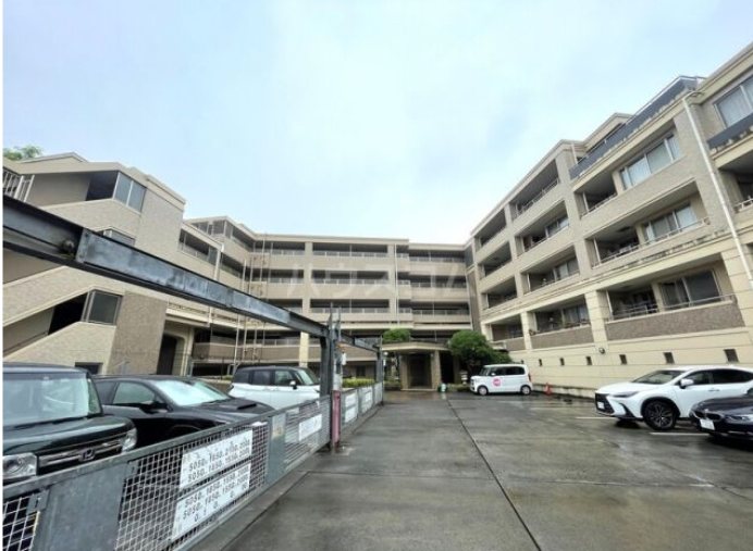ランドシティ玉川学園ロイヤルテラス 外観