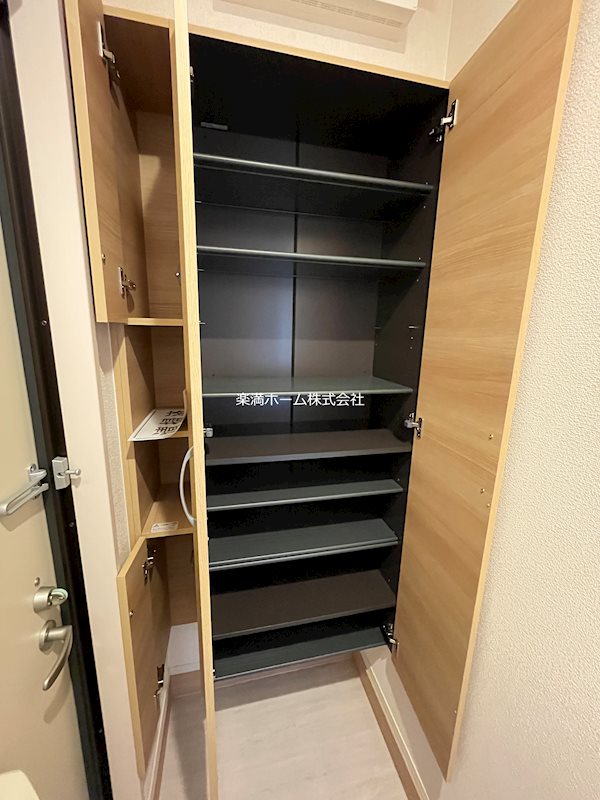 セジュール烏丸御池 収納