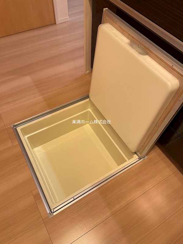京しみず 収納