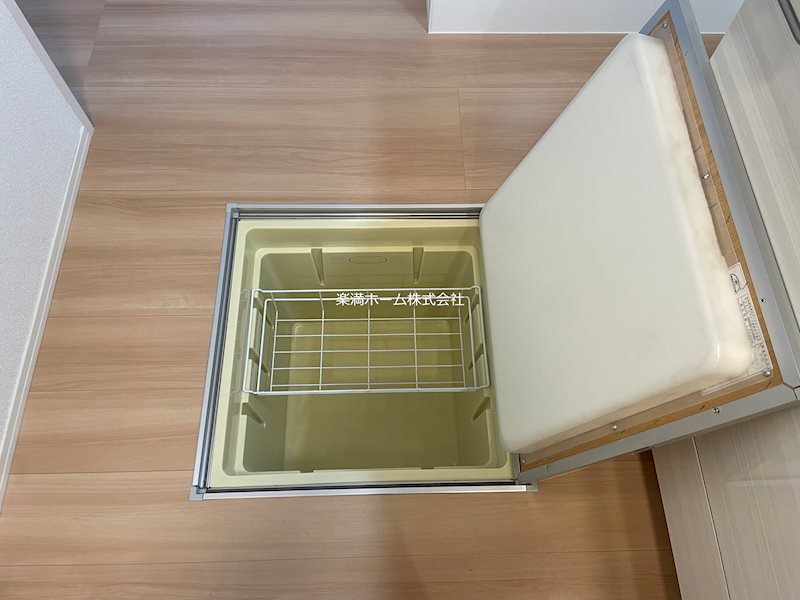 サンシャインガーデン嵯峨嵐山B棟 収納